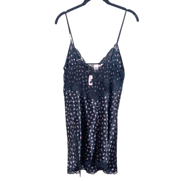 NEW Victorias Secret Floral slip with lace detail size M - Picture 3 of 7